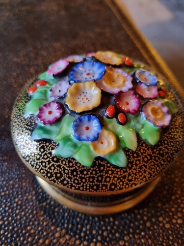 Vintage art deco plant - art,