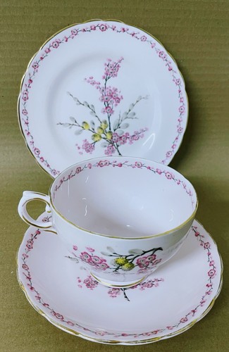 Vintage 1940s tuscan - 1940s, april