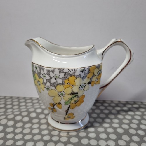 Vintage tuscan china - plant, art